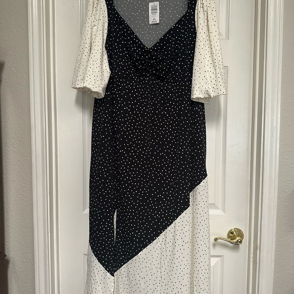 NWT Torrid Studio Knit Polka Dot Maxi Dress - Picture 4 of 4